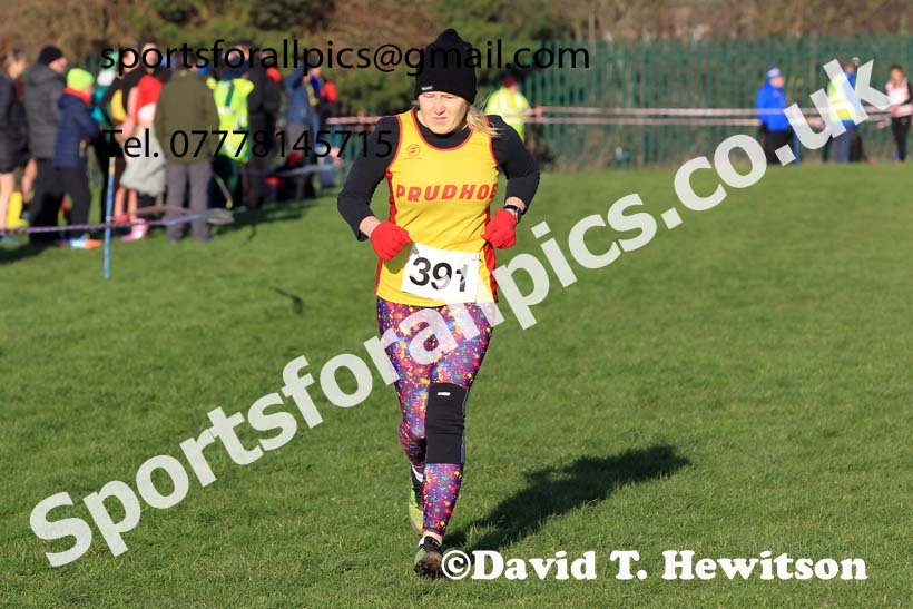 Womens Seniors and Masters, 2023 Birtley Cross Country Relays, County Durham. Photo: David T. Hewitson/Sports for All Pics